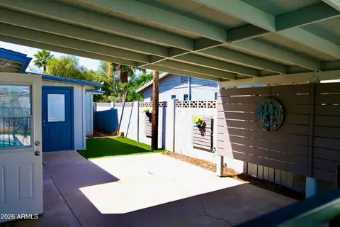 Exterior - 3824 N 8th Ave, Phoenix, AZ 85013 photo 5 of 5