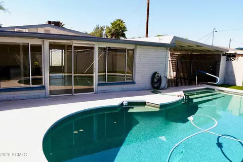 Exterior - 3824 N 8th Ave, Phoenix, AZ 85013 photo 3 of 5