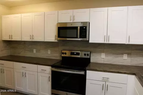 Kitchen - 3824 N 8th Ave, Phoenix, AZ 85013 photo 2 of 2