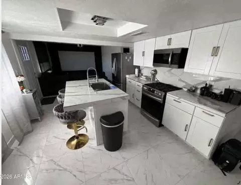 8830 W Glenrosa Ave, Phoenix, AZ 85037