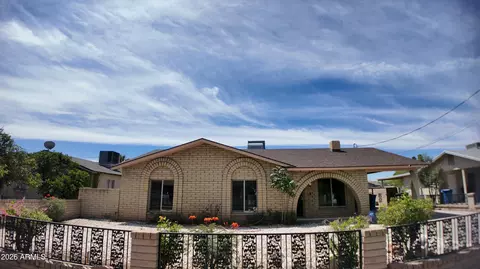 2327 E Victory Dr, Tempe, AZ 85288