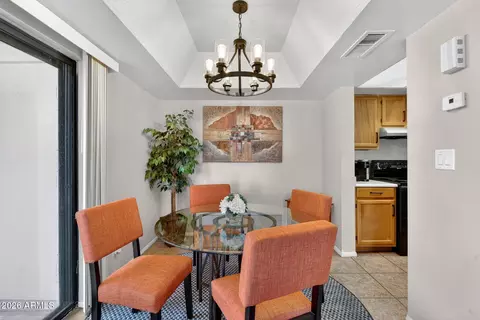 Dining - 5402 E Windsor Ave #41, Phoenix, AZ 85008 photo 1 of 1