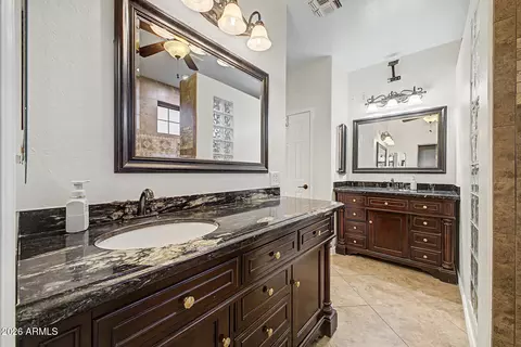 Bath - 134 E Frances Ln, Gilbert, AZ 85295 photo 4 of 7