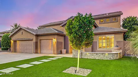 Exterior - 134 E Frances Ln, Gilbert, AZ 85295 photo 6 of 14