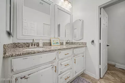 Bath - 134 E Frances Ln, Gilbert, AZ 85295 photo 7 of 7
