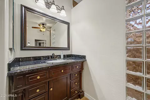 Bath - 134 E Frances Ln, Gilbert, AZ 85295 photo 2 of 7