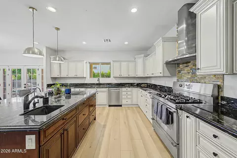 Kitchen - 134 E Frances Ln, Gilbert, AZ 85295 photo 4 of 4