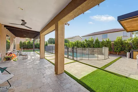 Exterior - 134 E Frances Ln, Gilbert, AZ 85295 photo 12 of 14