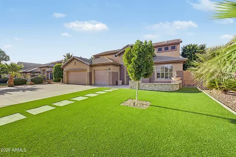 Exterior - 134 E Frances Ln, Gilbert, AZ 85295 photo 8 of 14