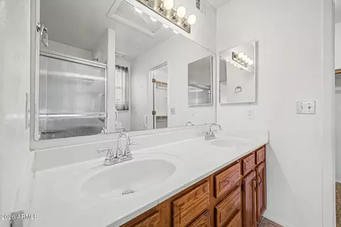Bath - 6357 E Gary St, Mesa, AZ 85205 photo 1 of 2