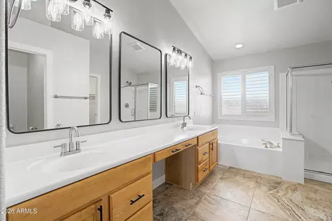 Bath - 620 N Pheasant Dr, Gilbert, AZ 85234 photo 2 of 5