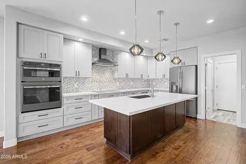 Kitchen - 620 N Pheasant Dr, Gilbert, AZ 85234 photo 3 of 8