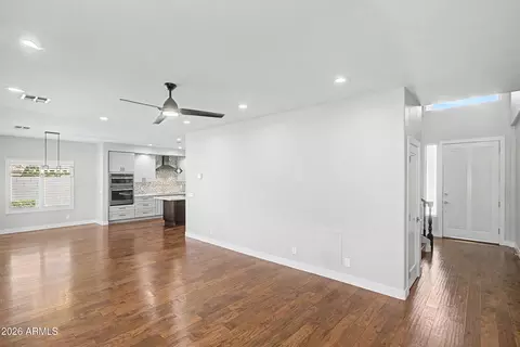 Living - 620 N Pheasant Dr, Gilbert, AZ 85234 photo 5 of 7