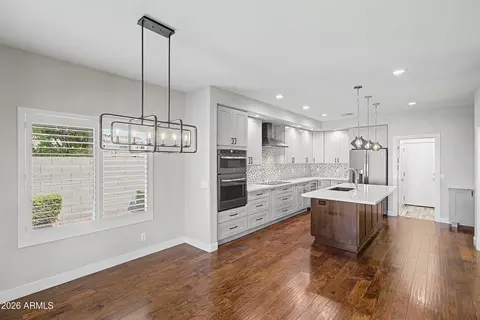 Kitchen - 620 N Pheasant Dr, Gilbert, AZ 85234 photo 1 of 8