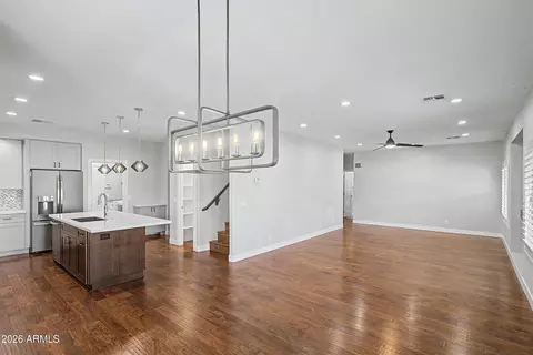 Living - 620 N Pheasant Dr, Gilbert, AZ 85234 photo 6 of 7