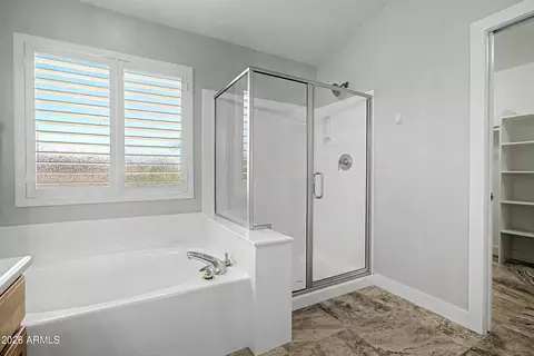Bath - 620 N Pheasant Dr, Gilbert, AZ 85234 photo 3 of 5