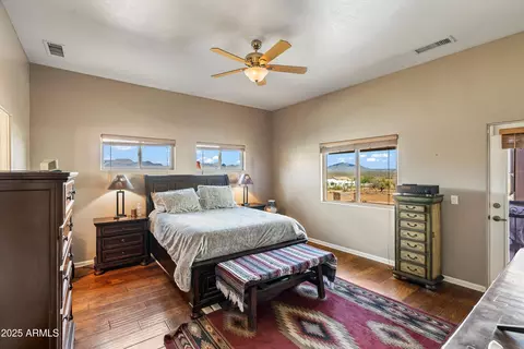 Bedroom - 33449 N 10th St, Phoenix, AZ 85085 photo 1 of 5