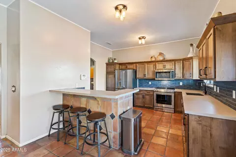 Kitchen - 33449 N 10th St, Phoenix, AZ 85085 photo 4 of 5