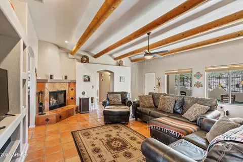 Living - 33449 N 10th St, Phoenix, AZ 85085 photo 1 of 3