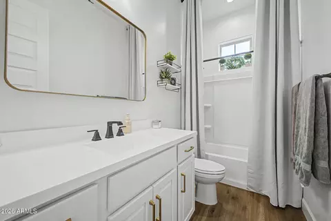 Bath - 1016 W Ridge Rd, Apache Junction, AZ 85120 photo 3 of 3