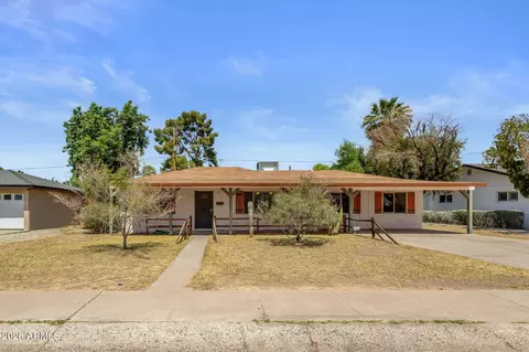 Exterior - 1020 E Oregon Ave, Phoenix, AZ 85014 photo 2 of 9