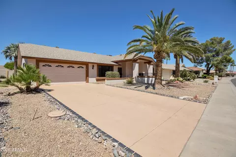 13626 W Gable Hill Dr, Sun City West, AZ 85375