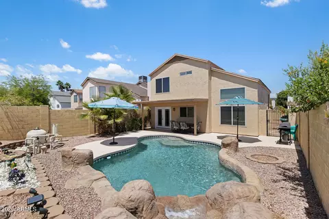 3947 W Whispering Wind Dr, Glendale, AZ 85310