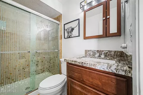 Bath - 7521 E Princess Dr, Mesa, AZ 85207 photo 2 of 2