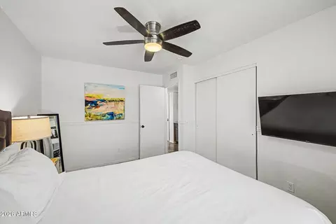 Bedroom - 7521 E Princess Dr, Mesa, AZ 85207 photo 4 of 7