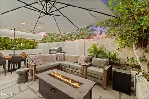 Exterior - 802 E Forest Hills Dr, Phoenix, AZ 85022 photo 16 of 36