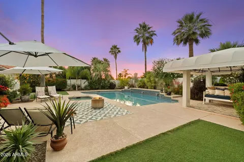 Exterior - 802 E Forest Hills Dr, Phoenix, AZ 85022 photo 17 of 36