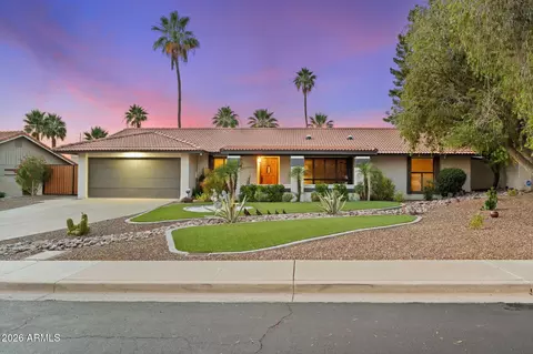 Exterior - 802 E Forest Hills Dr, Phoenix, AZ 85022 photo 1 of 36