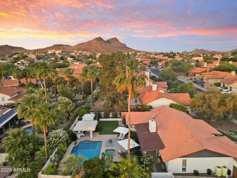 802 E Forest Hills Dr, Phoenix, AZ 85022