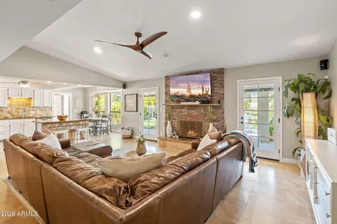 Living - 802 E Forest Hills Dr, Phoenix, AZ 85022 photo 8 of 8