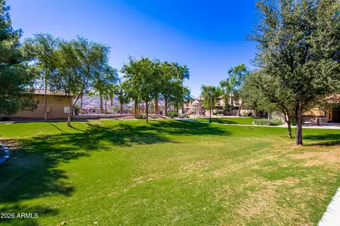 Exterior - 2965 E Dunbar Dr, Phoenix, AZ 85042 photo 9 of 12