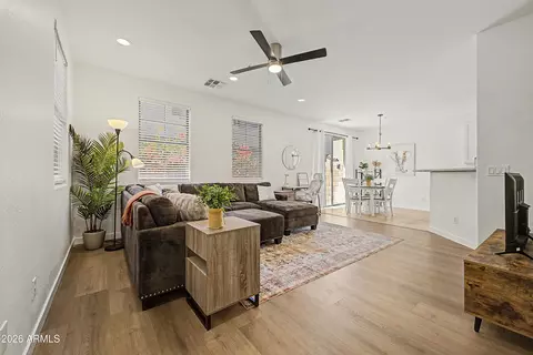 Living - 2965 E Dunbar Dr, Phoenix, AZ 85042 photo 1 of 3