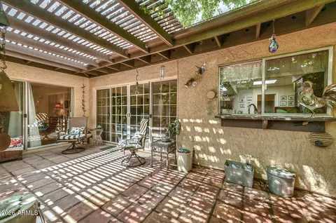 Exterior - 6237 N 22nd Dr, Phoenix, AZ 85015 photo 4 of 8