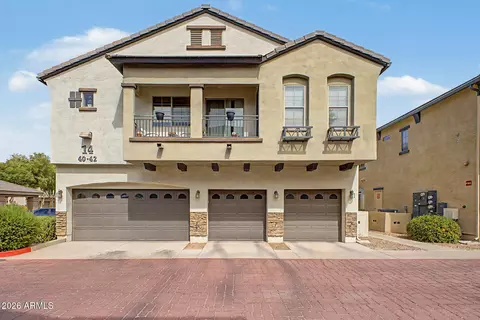 2727 N Price Rd #42, Chandler, AZ 85224