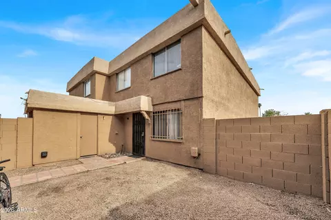 Exterior - 4604 E Riverside St, Phoenix, AZ 85040 photo 3 of 3