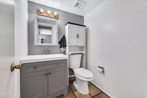 Bath - 4604 E Riverside St, Phoenix, AZ 85040 photo 1 of 2