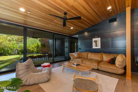 Living - 2022 E Gardenia Ave, Phoenix, AZ 85020 photo 2 of 2