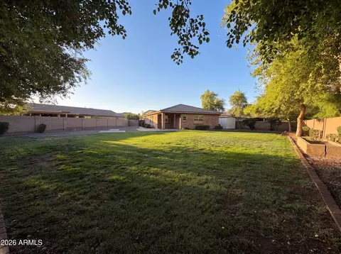Exterior - 112 E Bernie Ln, Gilbert, AZ 85295 photo 4 of 4