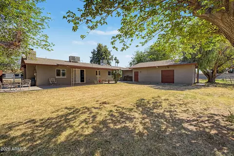 Exterior - 2975 E Campbell Rd, Gilbert, AZ 85234 photo 2 of 8