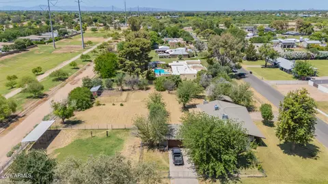 View/Area - 2975 E Campbell Rd, Gilbert, AZ 85234 photo 3 of 14