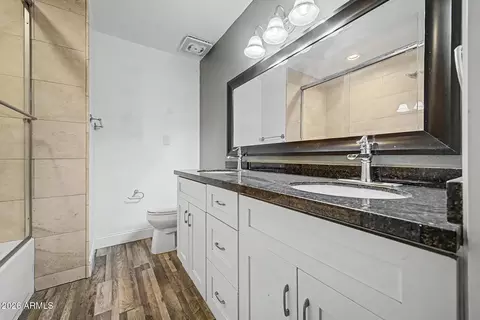 Bath - 2975 E Campbell Rd, Gilbert, AZ 85234 photo 4 of 4