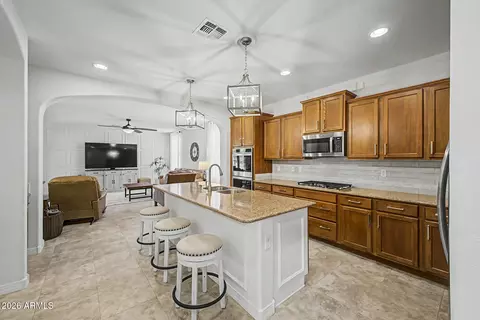 Kitchen - 10934 E Reuben Cir, Mesa, AZ 85212 photo 1 of 3