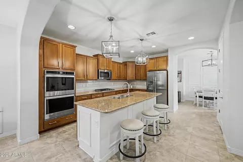 Kitchen - 10934 E Reuben Cir, Mesa, AZ 85212 photo 2 of 3