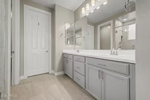 Bath - 3870 E Dublin St, Gilbert, AZ 85295 photo 2 of 4