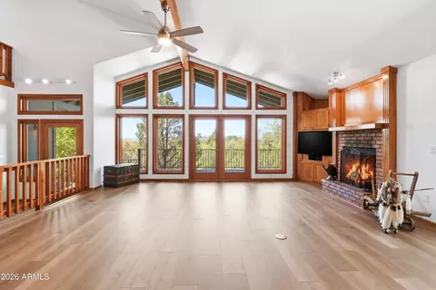 Living - 720 E Skyway Ct, Payson, AZ 85541 photo 2 of 5