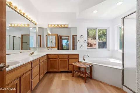 Bath - 720 E Skyway Ct, Payson, AZ 85541 photo 1 of 7